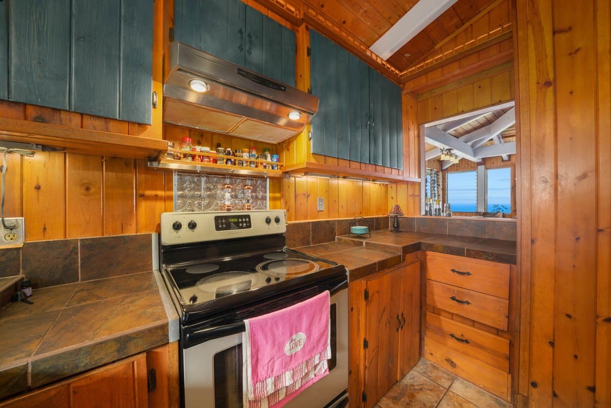 87-457 Kaohe Road Captain Cook, HI 96704 - Photo 6 of 29 Gallery Image 6
