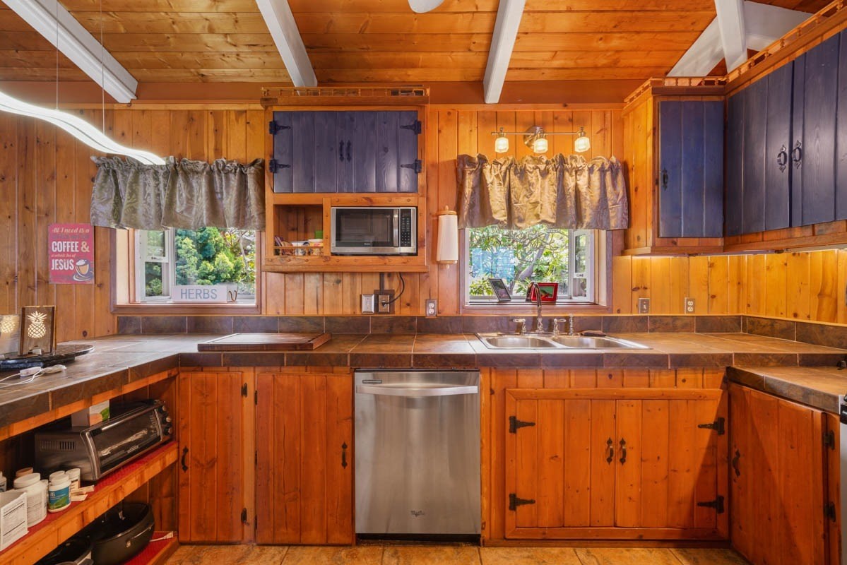 87-457 Kaohe Road Captain Cook, HI 96704 - Photo 7 of 29 Gallery Image 7