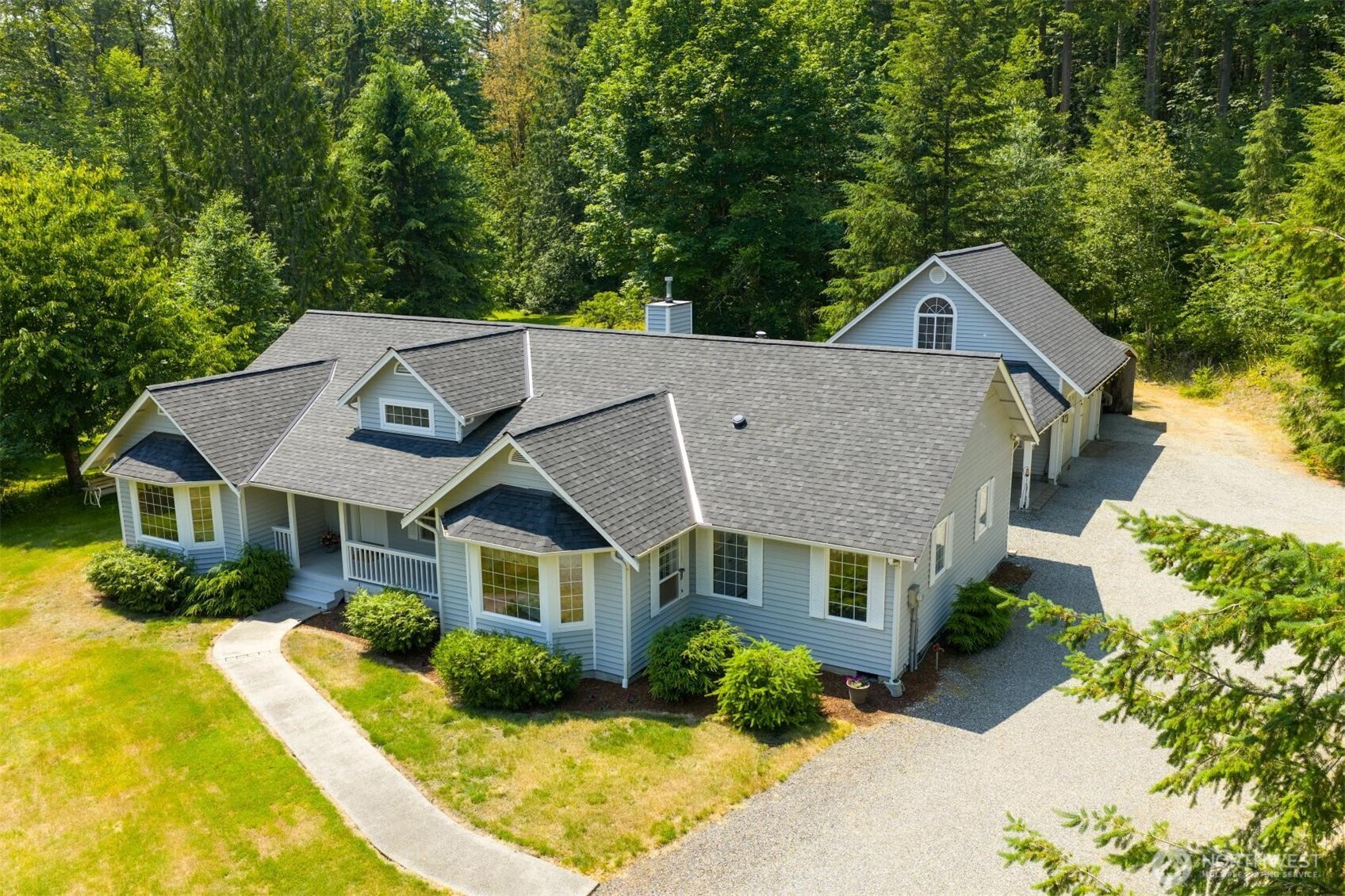2829 Lake Langlois Road Northeast Carnation, WA 98014 - Photo 2 of 39 Gallery Image 2