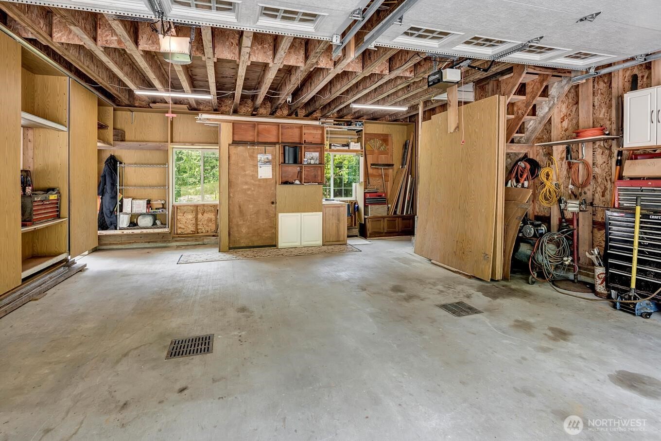 2829 Lake Langlois Road Northeast Carnation, WA 98014 - Photo 31 of 39 Gallery Image 31