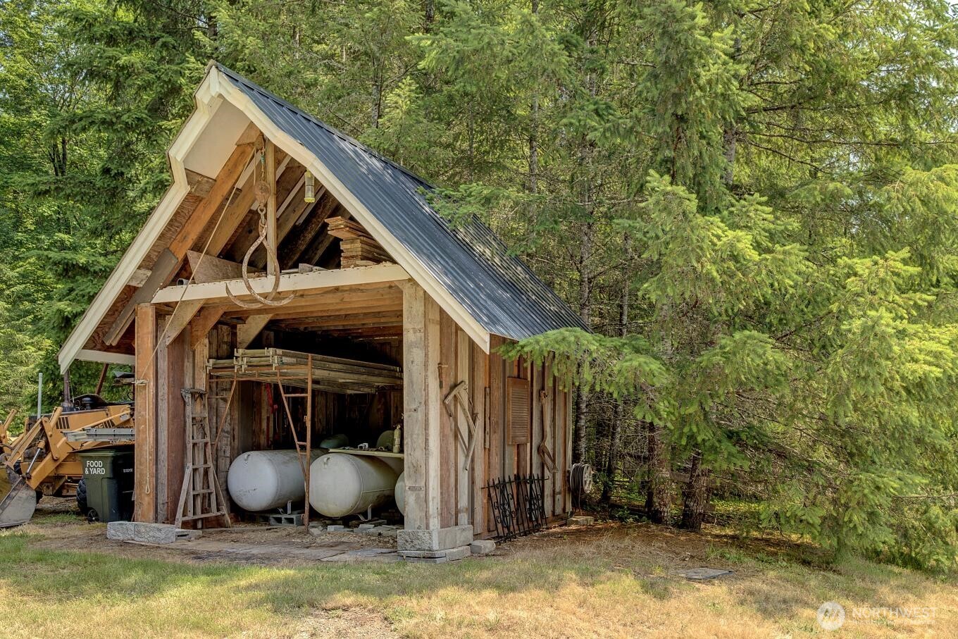 2829 Lake Langlois Road Northeast Carnation, WA 98014 - Photo 35 of 39 Gallery Image 35