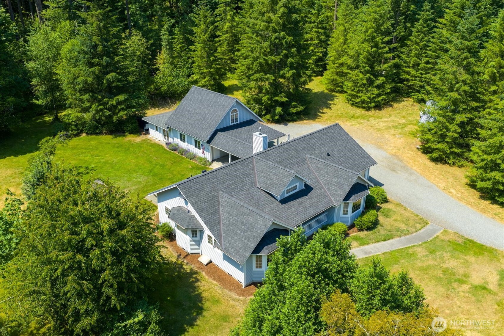 2829 Lake Langlois Road Northeast Carnation, WA 98014 - Photo 5 of 39 Gallery Image 5