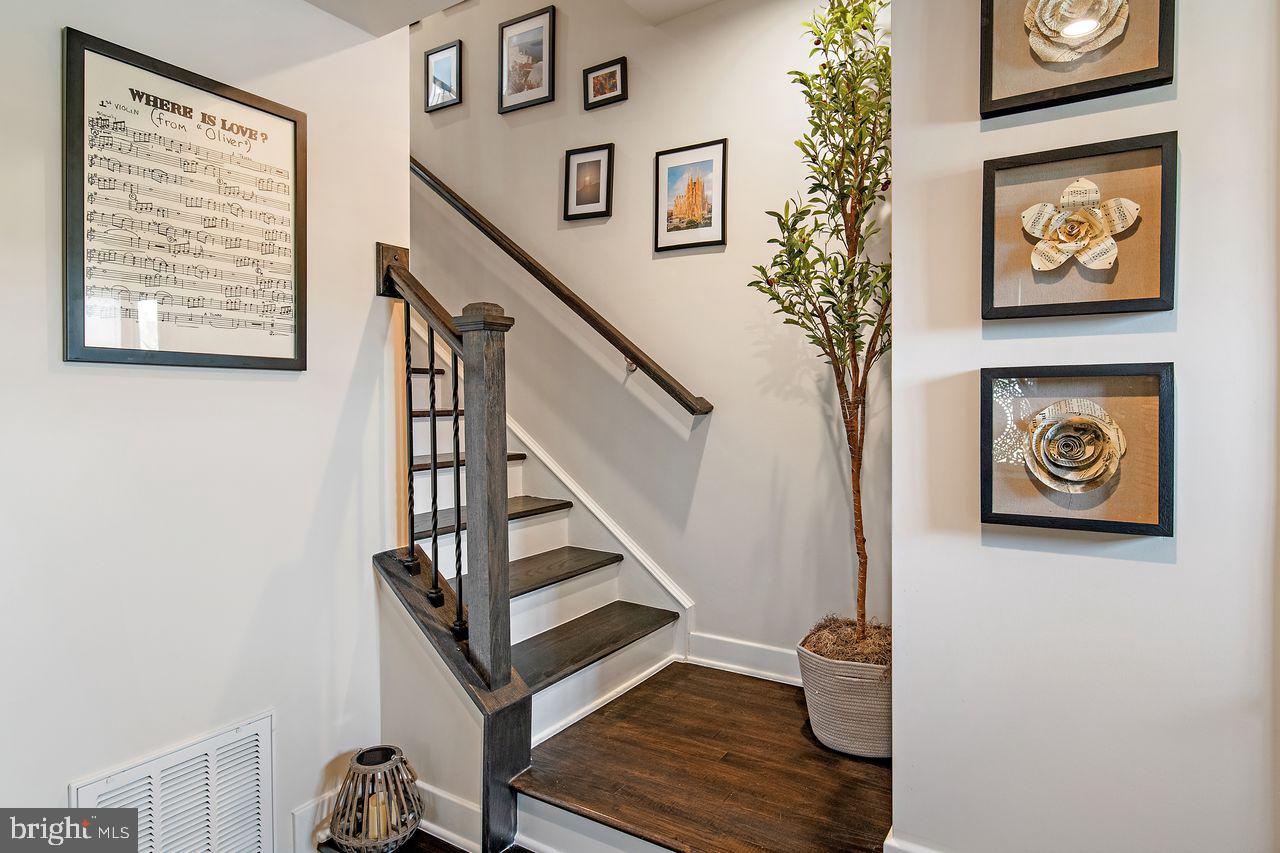 123 Swanson Creek Terrace Laurel, MD 20708 - Photo 5 of 42