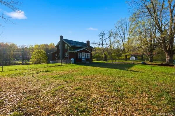 $325,000 | 32 Heinsman Lane, Wallkill, NY 12589