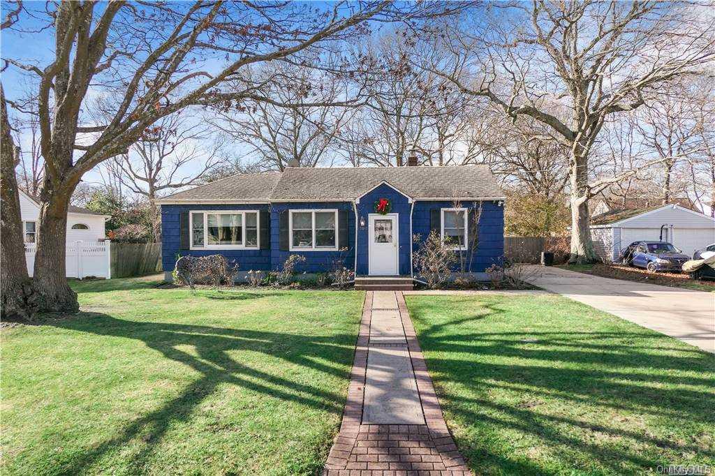 100 Country Club Road Bellport, NY 11713 - Photo 1 of 1