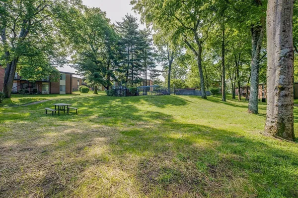 $1,650 | 2601 Hillsboro Pike, Unit P4, Nashville, TN 37212