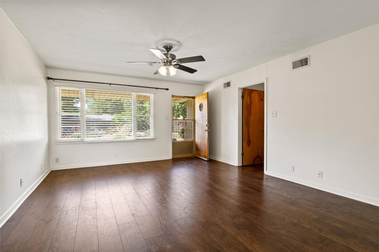 3809 40th Street Lubbock, TX 79413 - Photo 5 of 24 Photo 5