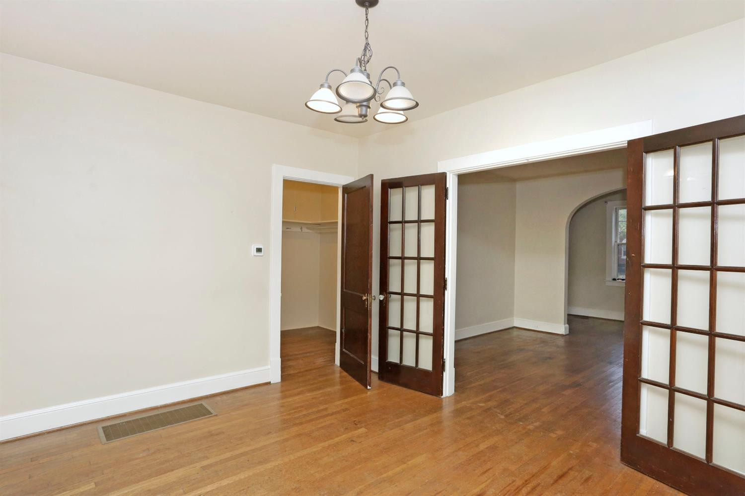 216 Sycamore Road Lexington, KY 40502 - Photo 9 of 23 Listing Photo
