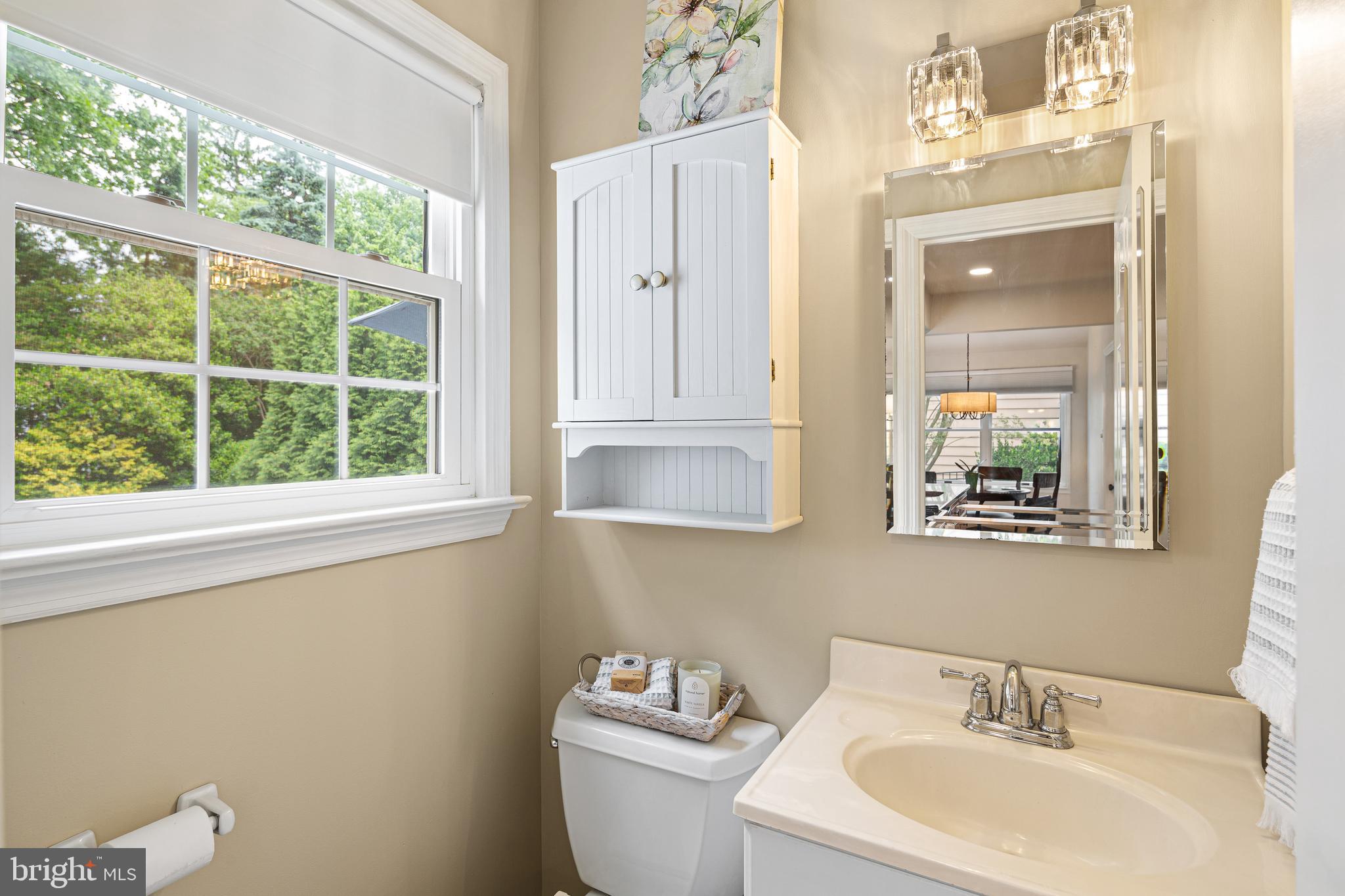 809 West Redman Avenue Haddonfield, NJ 08033 - Photo 16 of 42 Half bath on main level