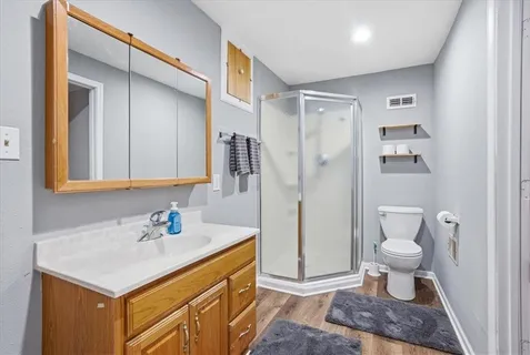 $375,000 | 14120 South Cottonwood Drive, Olathe, KS 66062