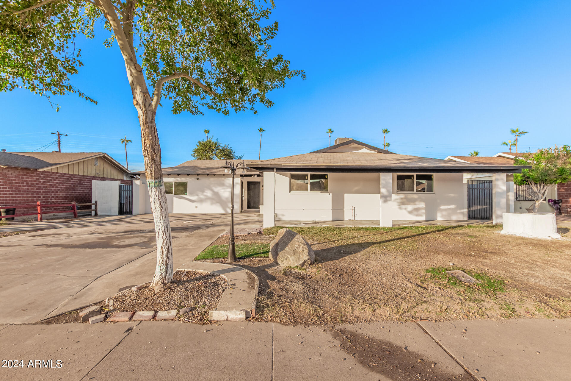 3526 West Lamar Road Phoenix, AZ 85017 - Photo 1 of 51 0001-01 - Lamar