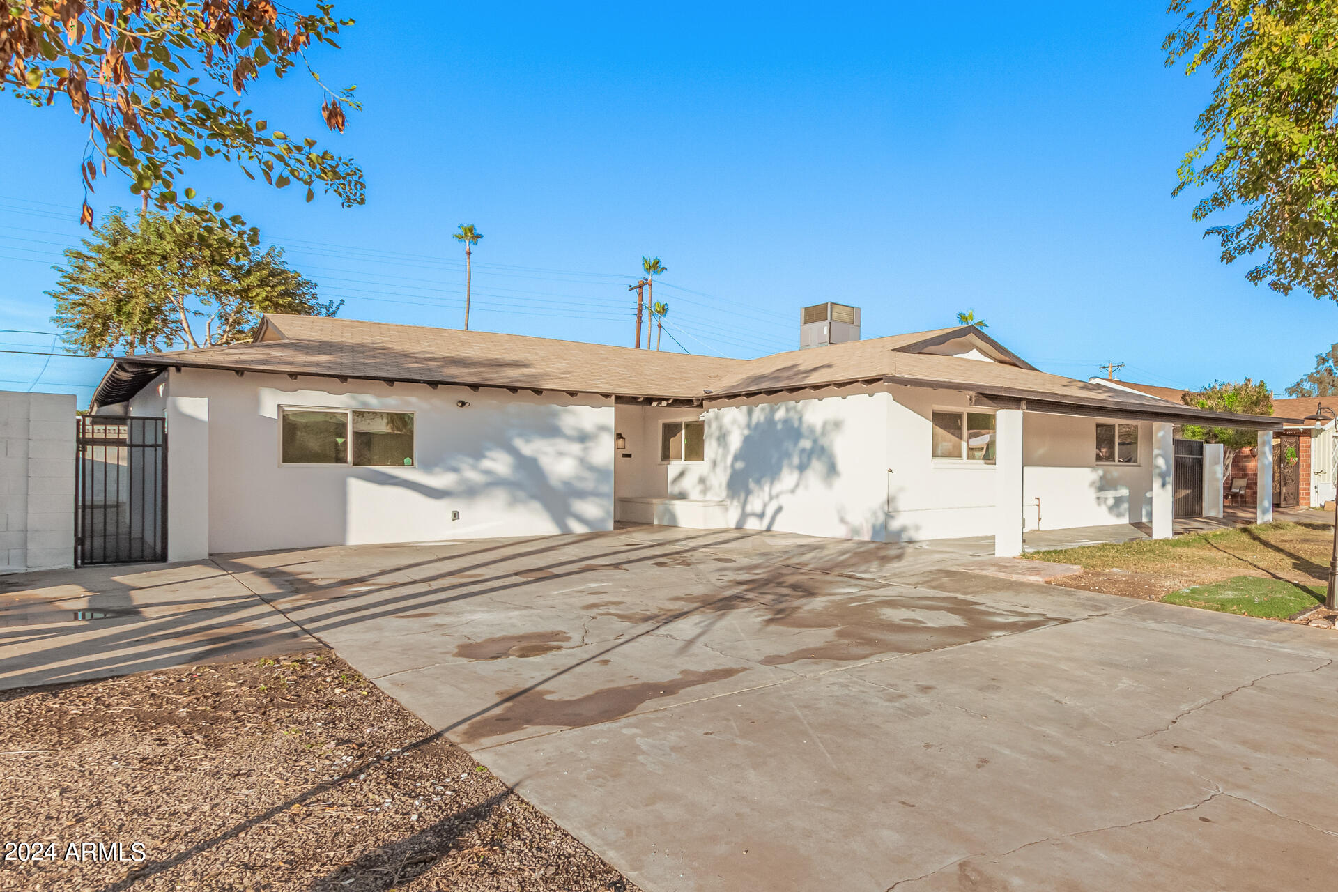 3526 West Lamar Road Phoenix, AZ 85017 - Photo 4 of 51 0004-04 - Lamar