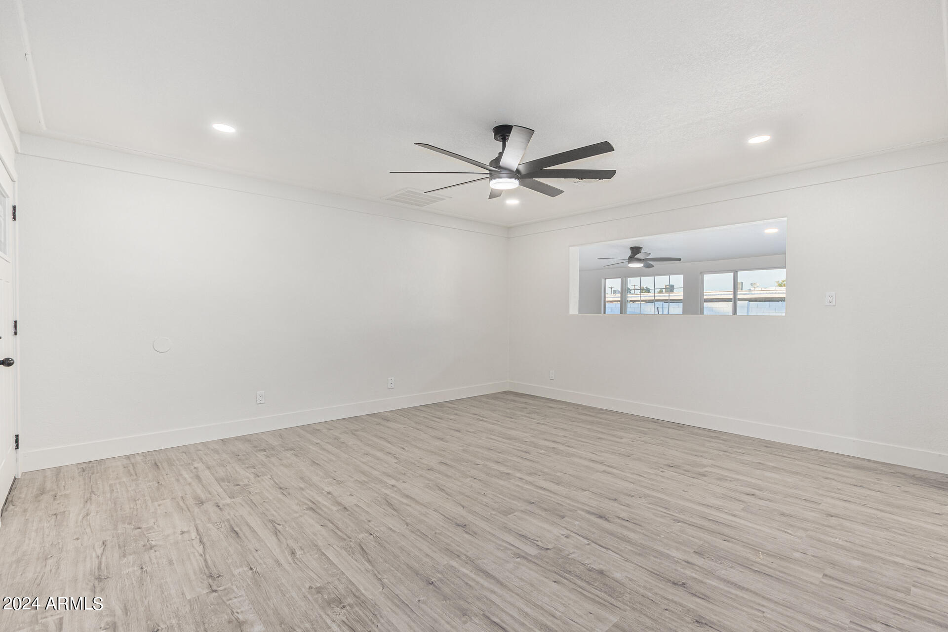 3526 West Lamar Road Phoenix, AZ 85017 - Photo 9 of 51 0009-09 - Lamar