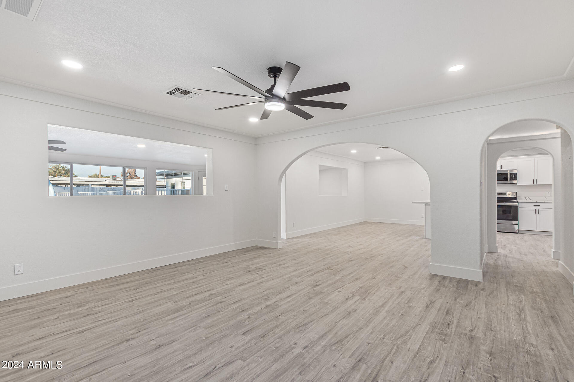 3526 West Lamar Road Phoenix, AZ 85017 - Photo 10 of 51 0010-10 - Lamar