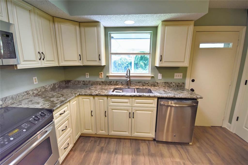 1115 Gassen Street Luling, LA 70070 - Photo 9 of 25