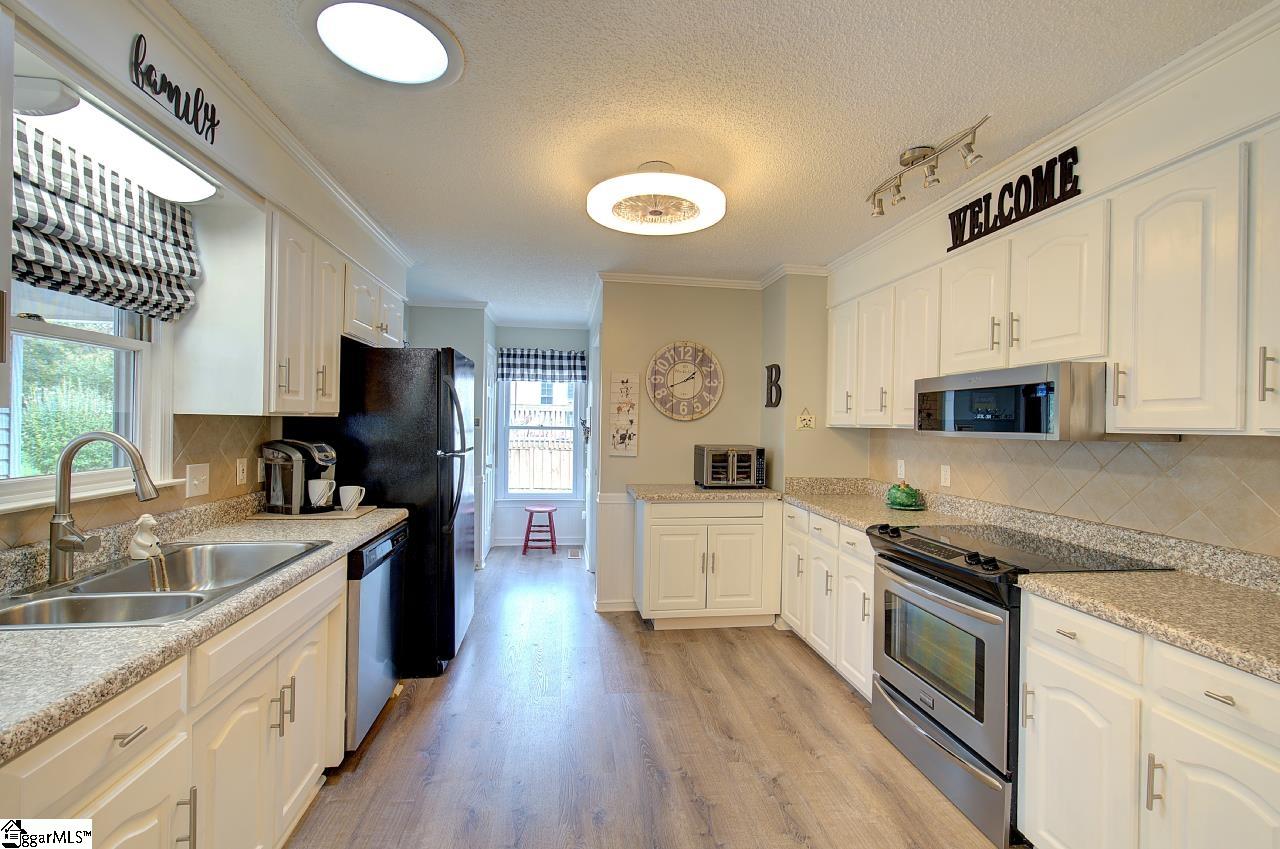 3 Fairview Road Greer, SC 29651 - Photo 19 of 50