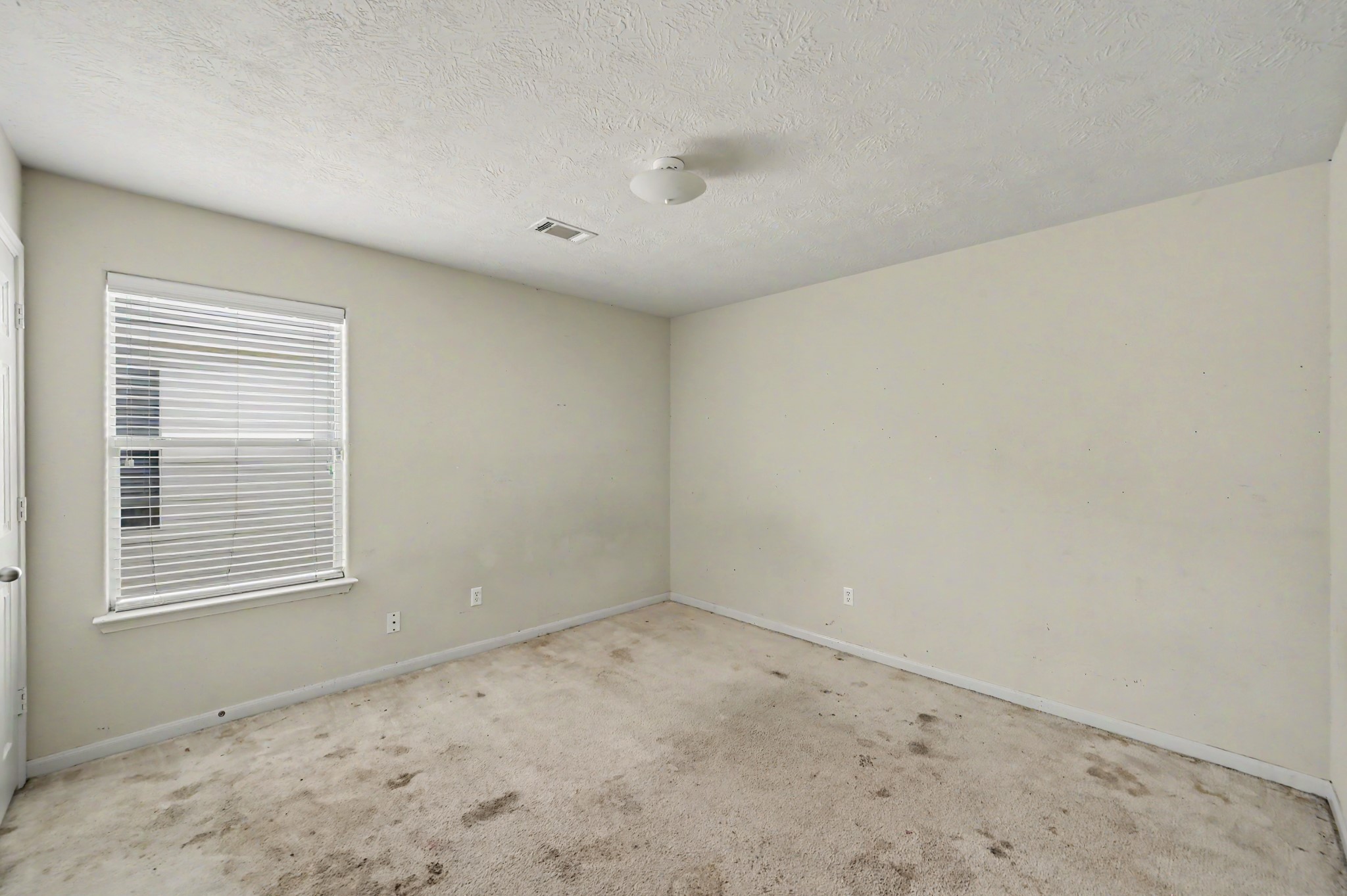 4619 Comal River Loop Spring, TX 77386 - Photo 8 of 16 Hello bedroom number two with plenty of room.