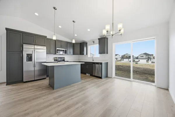 $349,880 | 2414 38th Avenue South, Moorhead, MN 56560