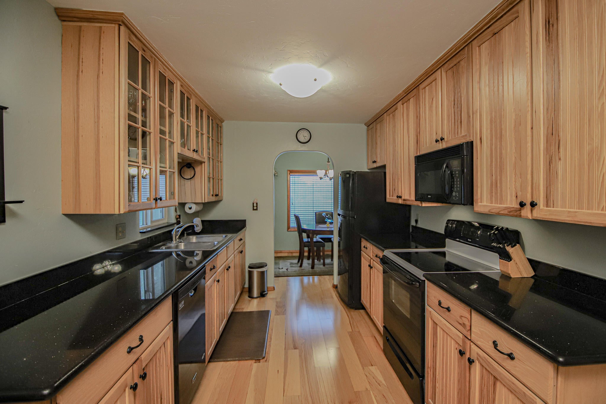 3955 South Stage Road, Unit 53 Medford, OR 97501 - Photo 6 of 29 Kitchen