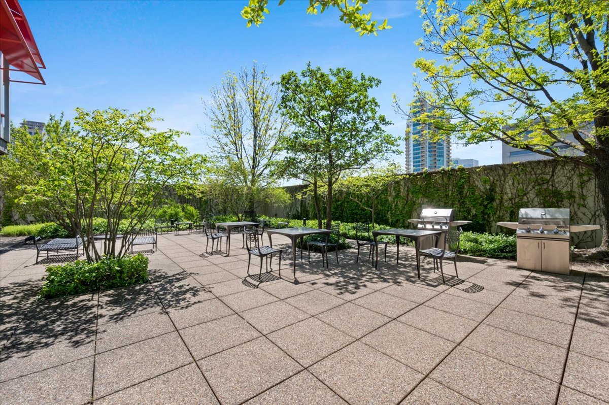 800 Elgin Road Evanston, IL 60201 - Photo 19 of 20