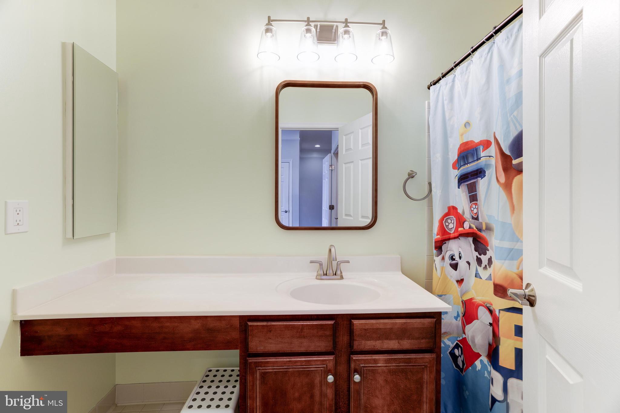 41946 Cinnabar Square Aldie, VA 20105 - Photo 37 of 65