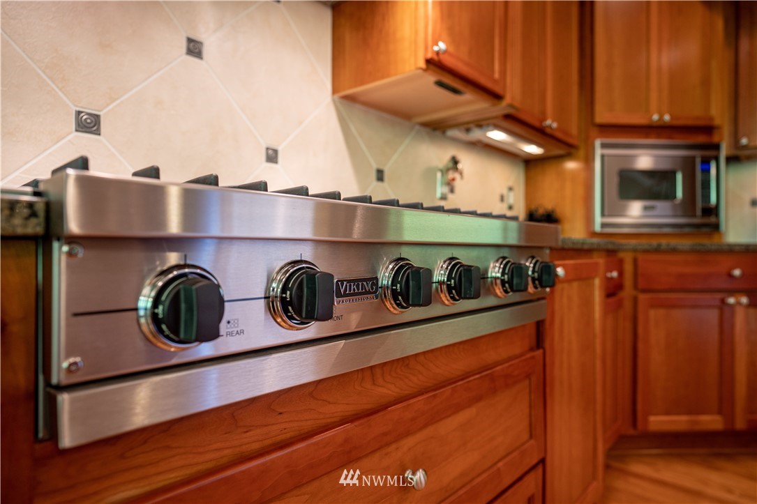 740 Lincoln Avenue Southeast Renton, WA 98057 - Photo 14 of 40