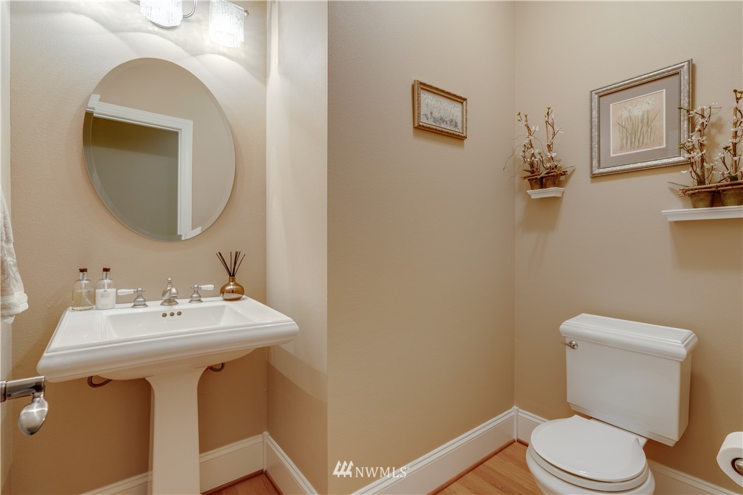 740 Lincoln Avenue Southeast Renton, WA 98057 - Photo 20 of 40