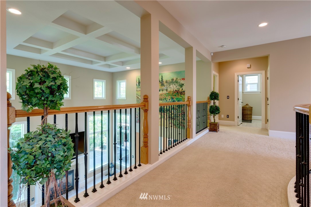 740 Lincoln Avenue Southeast Renton, WA 98057 - Photo 22 of 40
