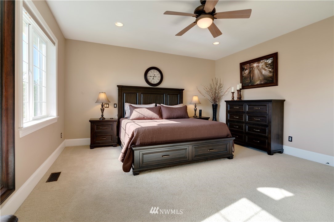 740 Lincoln Avenue Southeast Renton, WA 98057 - Photo 24 of 40