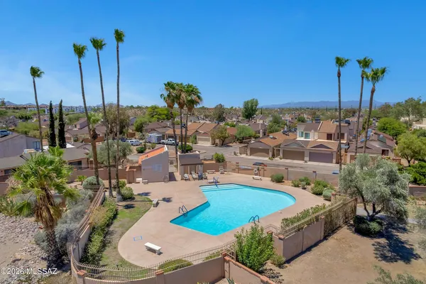 $258,900 | 2504 North Ironwood Ridge Drive, Tucson, AZ 85745