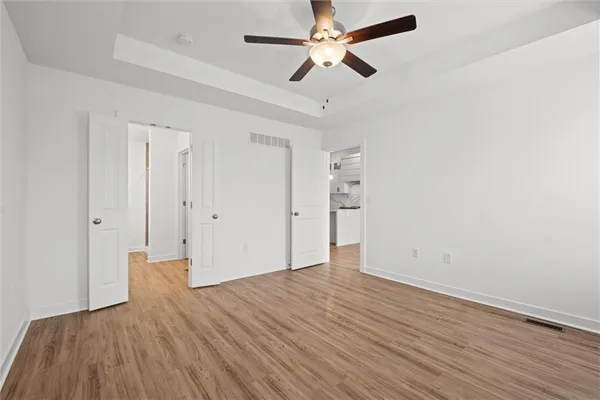 $359,900 | 3818 Northwest 93rd Street, Kansas City, MO 64154