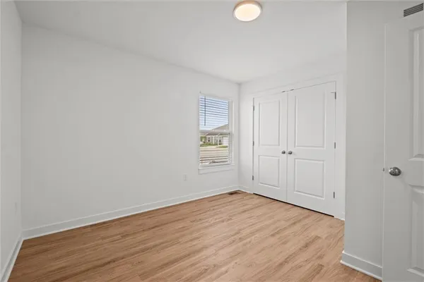$359,900 | 3818 Northwest 93rd Street, Kansas City, MO 64154