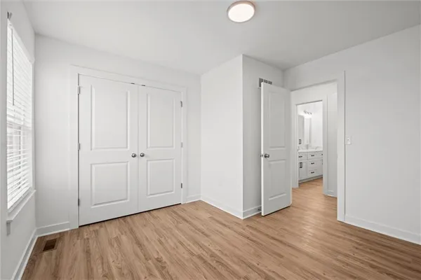 $359,900 | 3818 Northwest 93rd Street, Kansas City, MO 64154