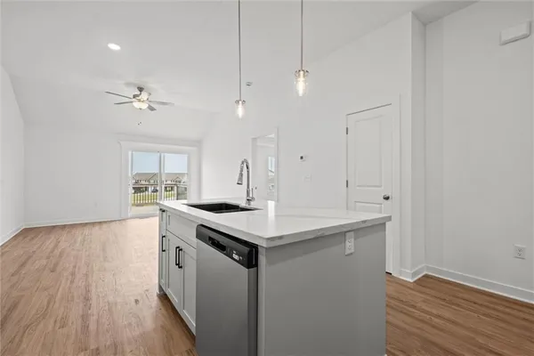 $359,900 | 3818 Northwest 93rd Street, Kansas City, MO 64154