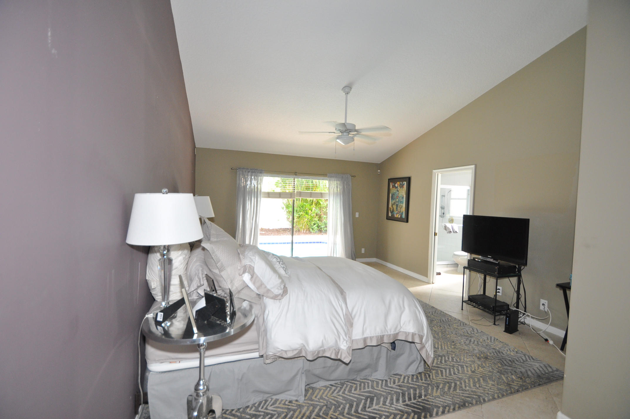 307 Seneca Lane Boca Raton, FL 33487 - Photo 6 of 26 DSC_0568