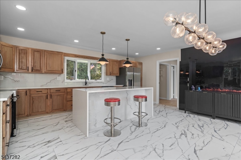 129 Owens Station Road Vernon, NJ 07461 - Photo 10 of 33