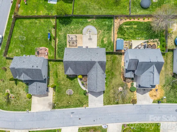 $445,000 | 33 Lumber River Road, Fletcher, NC 28732