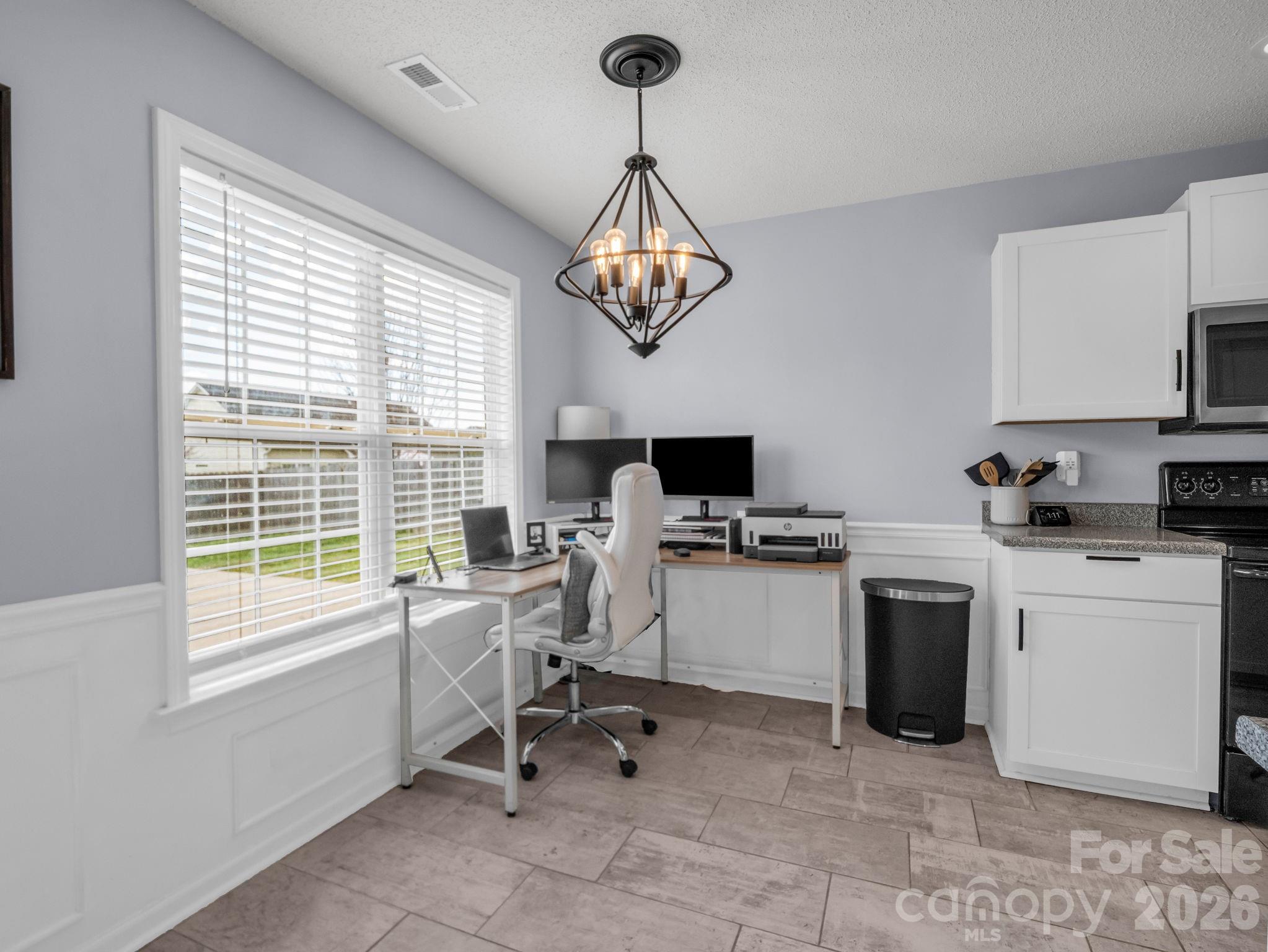 33 Lumber River Road Fletcher, NC 28732 - Photo 5 of 22