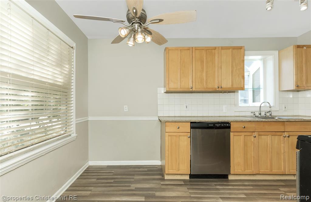 1451 East 14 Mile Road Birmingham, MI 48009 - Photo 6 of 27 Gallery Image 6