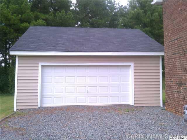 2307 Fowler Secrest Road Monroe, NC 28110 - Photo 3 of 15 Gallery Image 3