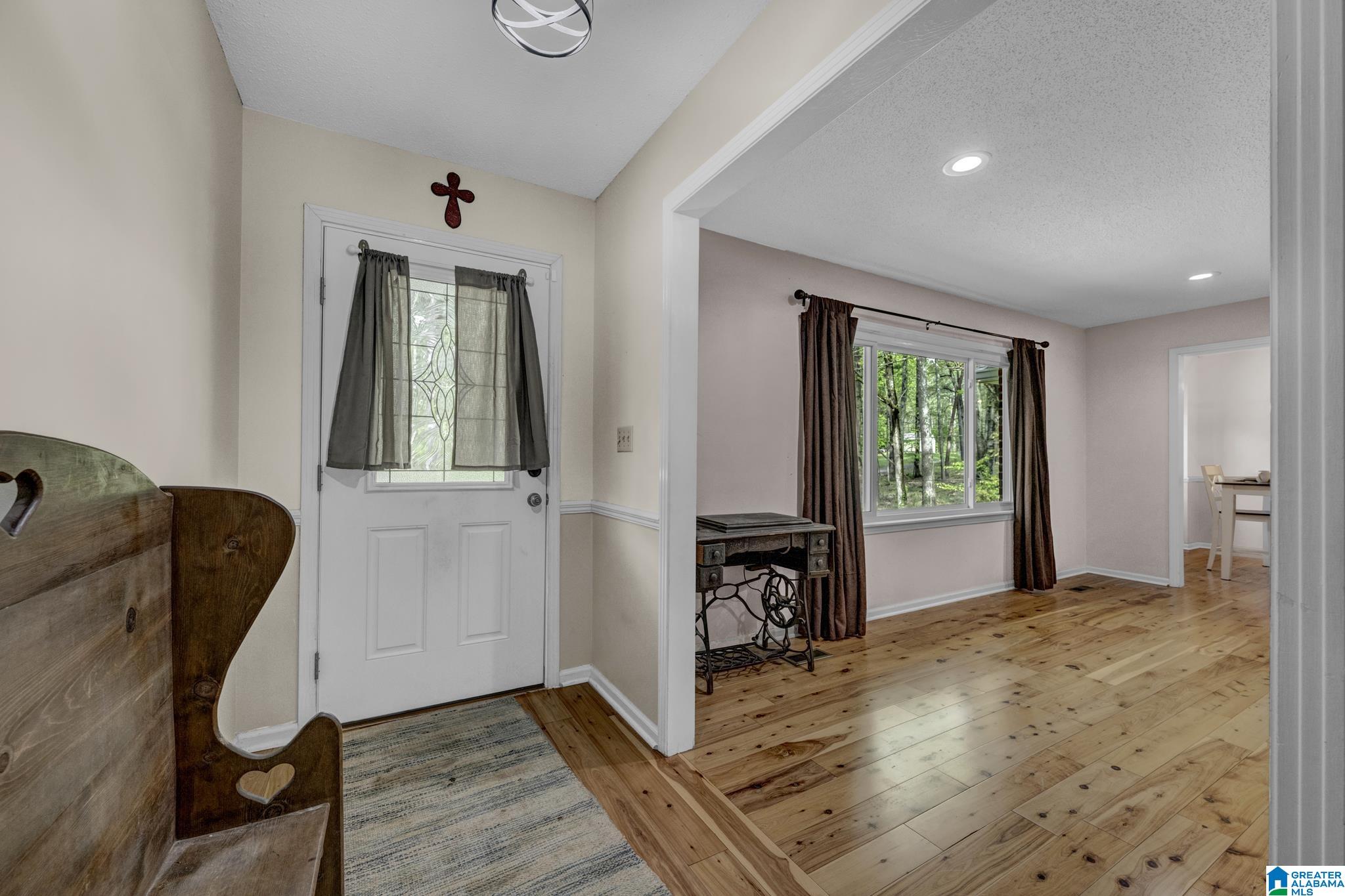 8975 West Jade Lake Road Pinson, AL 35126 - Photo 9 of 31