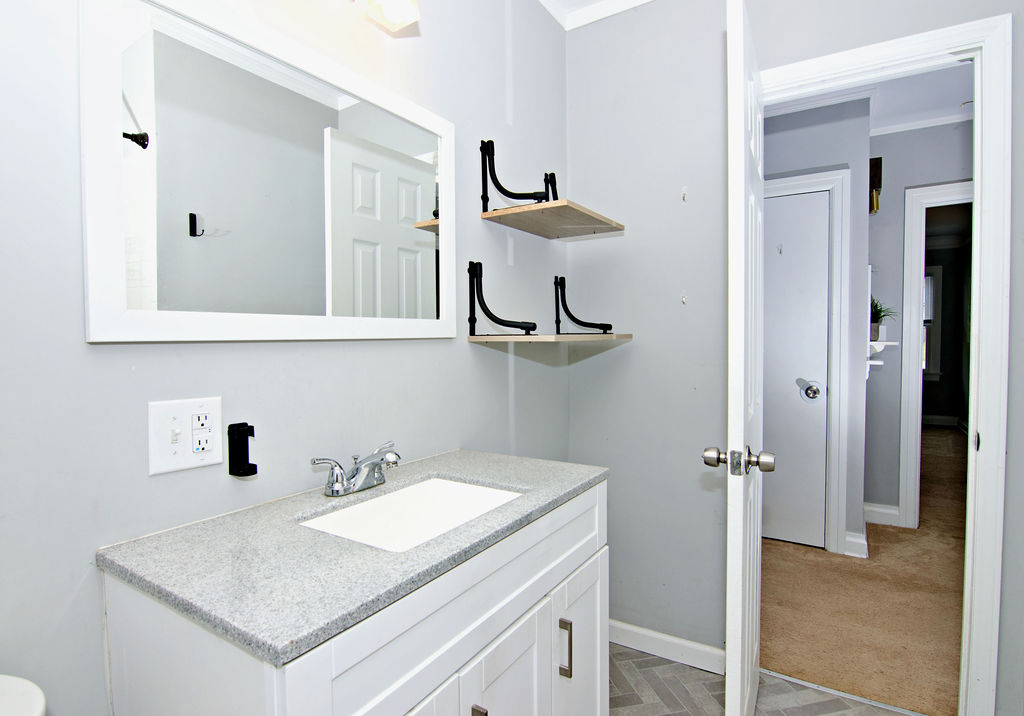 3303 Dixon Road Anderson, SC 29625 - Photo 19 of 31