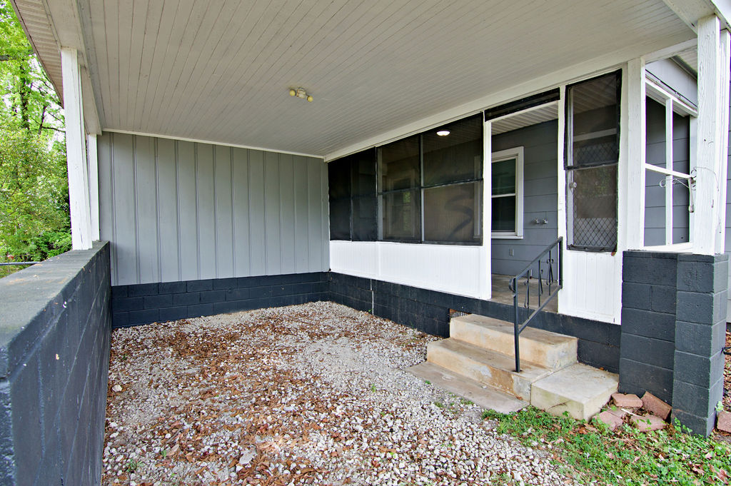 3303 Dixon Road Anderson, SC 29625 - Photo 23 of 31