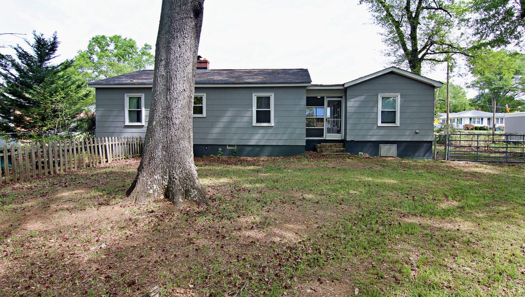 3303 Dixon Road Anderson, SC 29625 - Photo 28 of 31