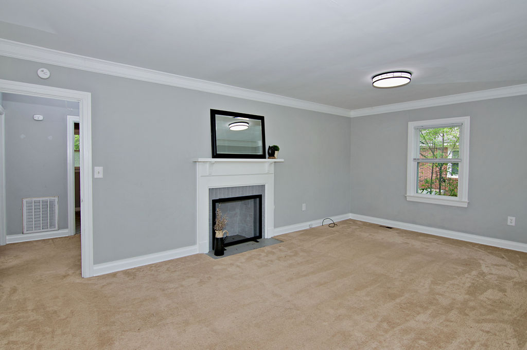 3303 Dixon Road Anderson, SC 29625 - Photo 5 of 31