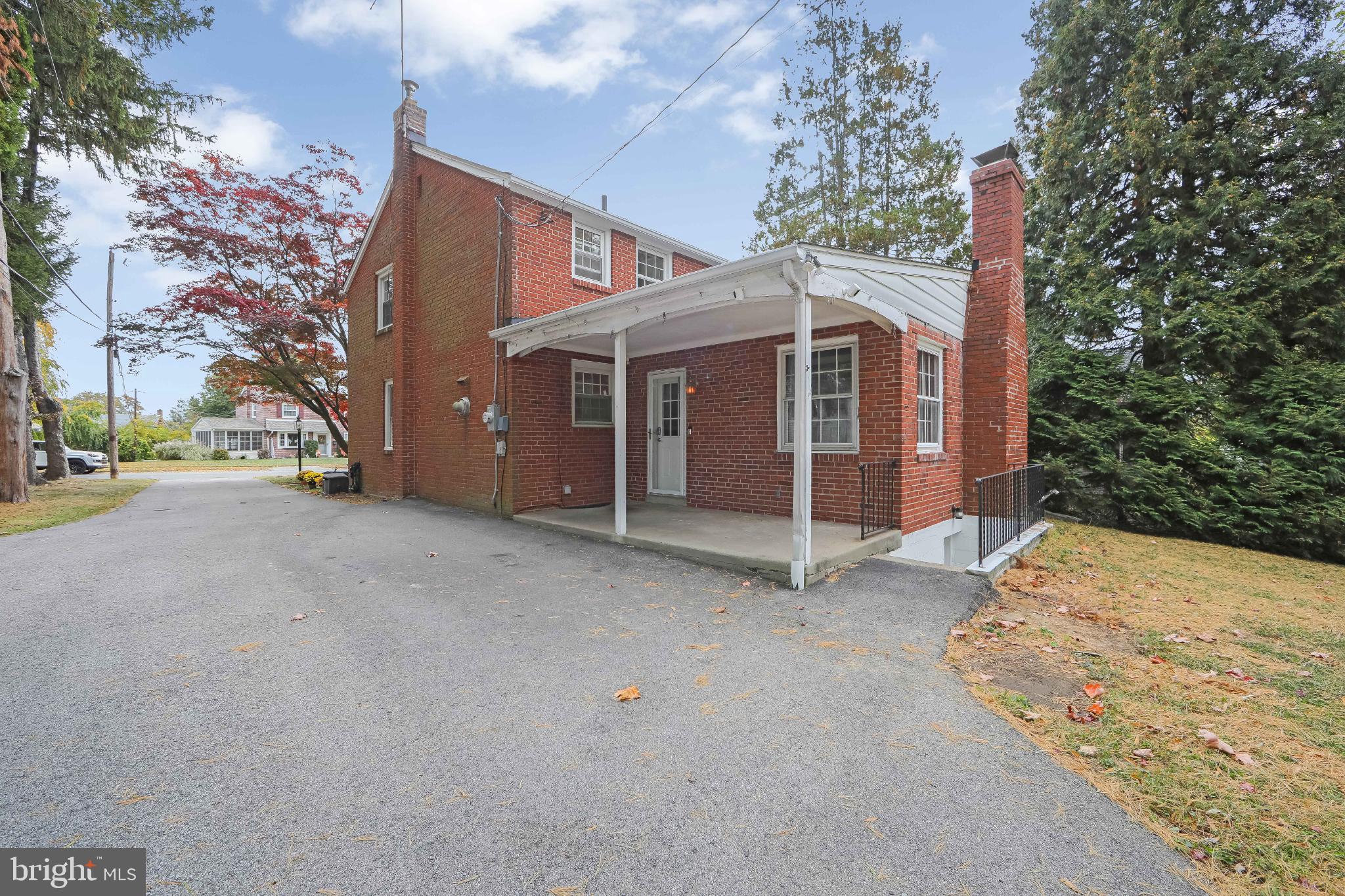 414 Stanfield Road Springfield, PA 19064 - Photo 10 of 51 a view of a house with a yard