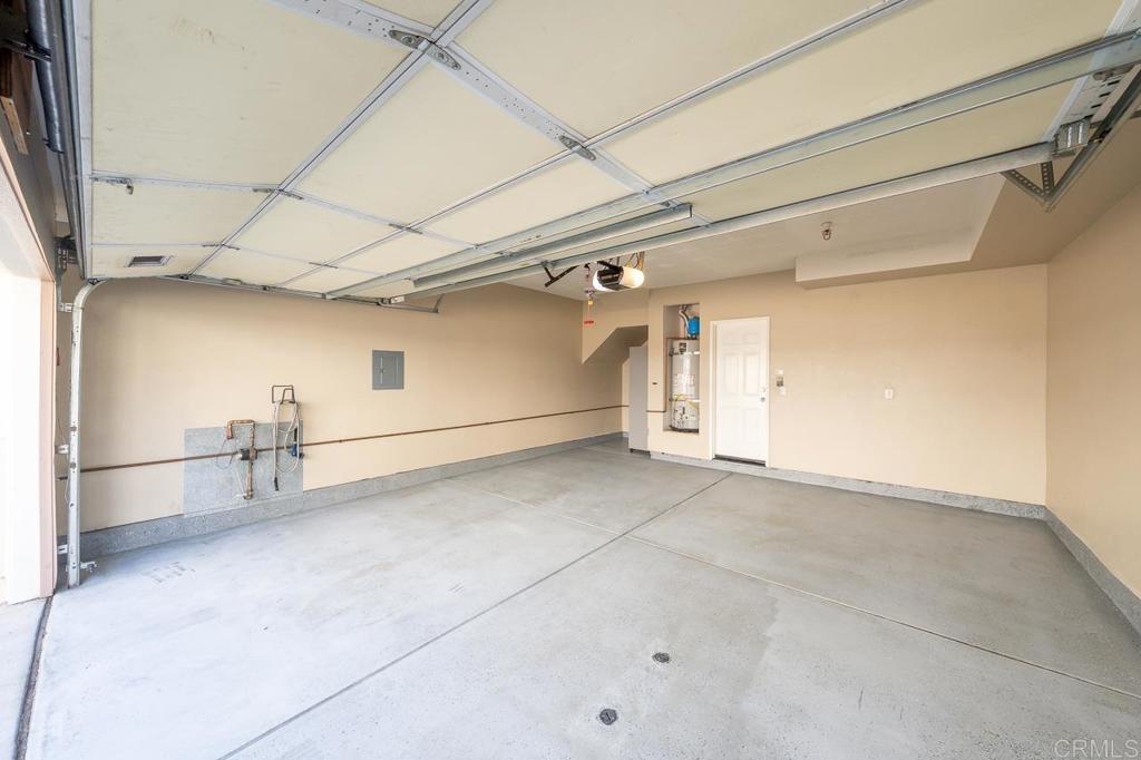 1279 Fools Gold Way Chula Vista, CA 91913 - Photo 31 of 37