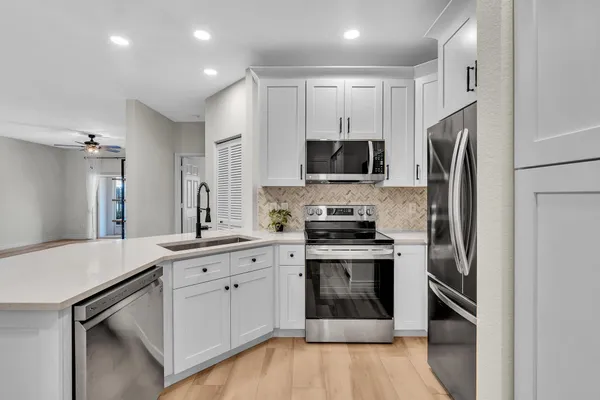 $425,000 | 4709 Southwest 13th Court, Deerfield Beach, FL 33442