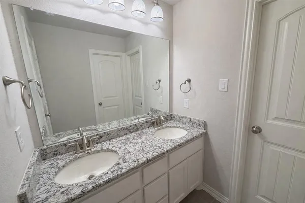 $4,500 | 1304 Damsel Caitlyn Drive, Lewisville, TX 75056