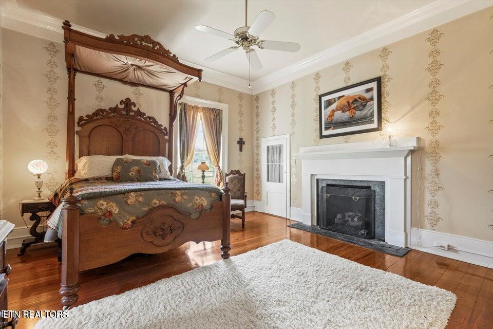 2492 River Road Loudon, TN 37774 - Photo 15 of 37 Primary Suite
